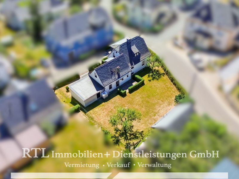 Einfamilienhaus mit Anbau und Garten in ruhiger Wohnlage (A1736)